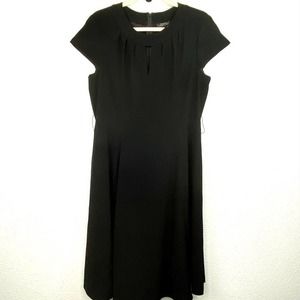 Tahari ASL Sz 12 Black Dress Cap Sleeve